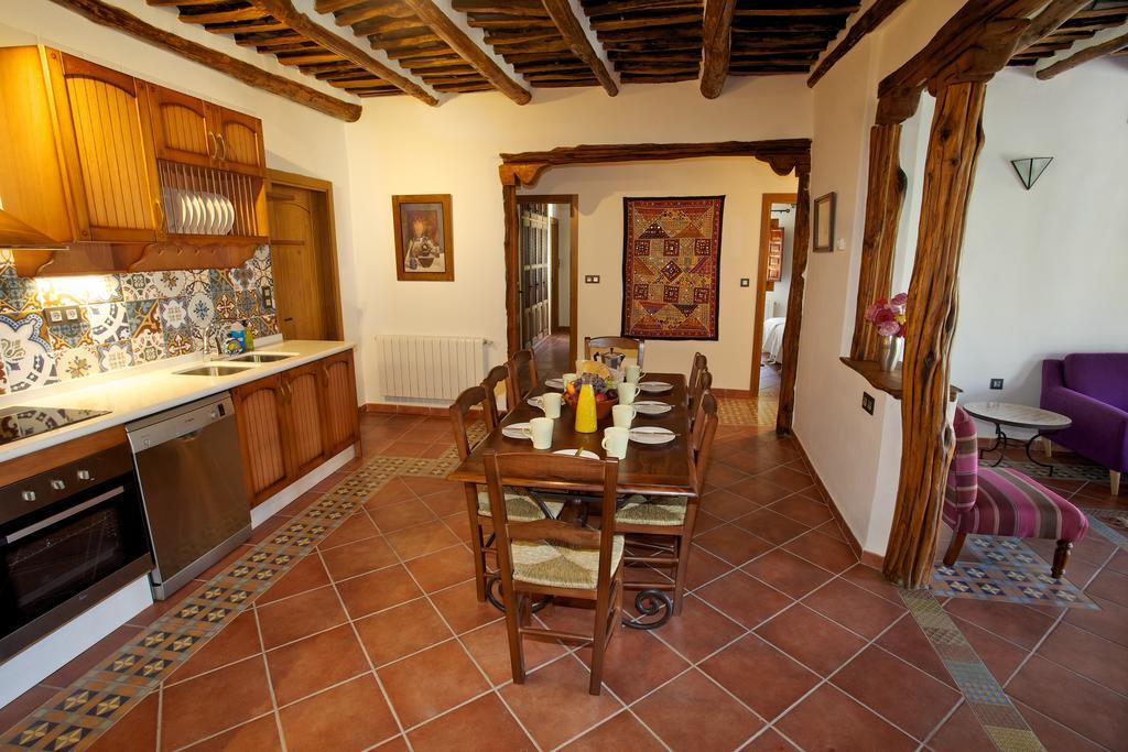 Casa Carole - 3 Bedroom Luxury Apartment Bubión Rom bilde